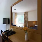 Hotelli Pesti 3*